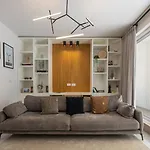 Coastal Elegance Steps From The Sea By Buena Vista Sliema