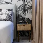 Coastal Elegance Steps From The Sea By Buena Vista *