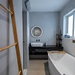 Apartamento Coastal Elegance Steps From The Sea By Buena Vista *