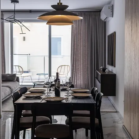 公寓 Coastal Elegance Steps From The Sea By Buena Vista *