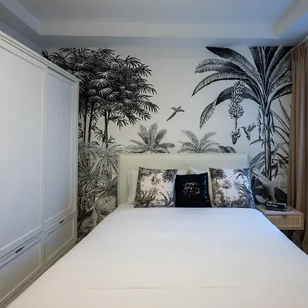 公寓 Coastal Elegance Steps From The Sea By Buena Vista