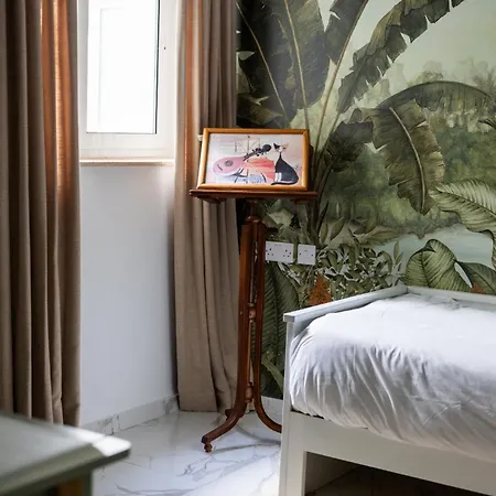 Coastal Elegance Steps From The Sea * Sliema