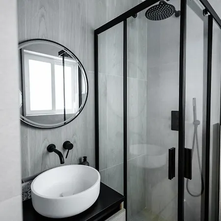 Coastal Elegance Steps From The Sea *