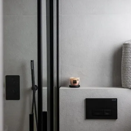 Coastal Elegance Steps From The Sea * Sliema