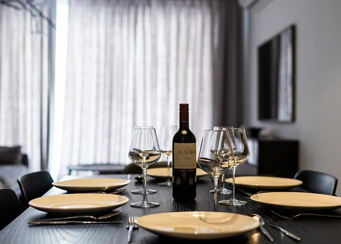 Coastal Elegance Steps From The Sea *