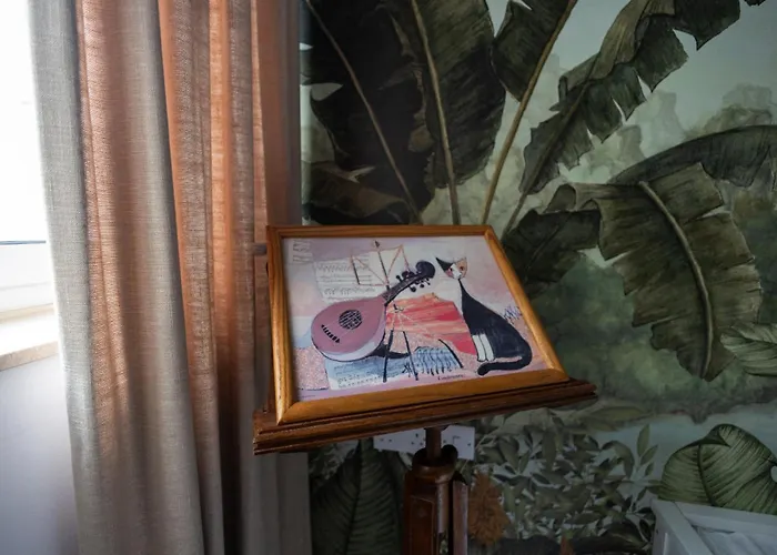 Coastal Elegance Steps From The Sea Апартаменты