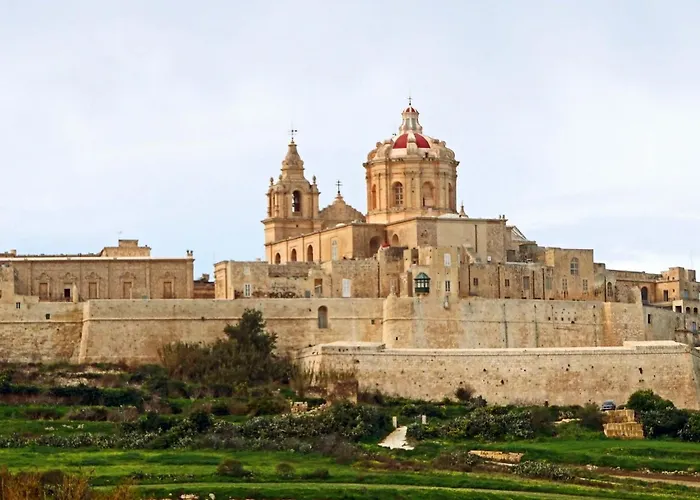 Coastal Elegance Steps From The Sea Апартаменты *