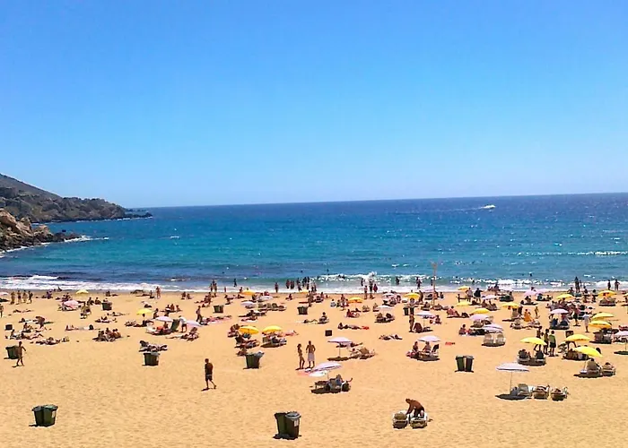 Coastal Elegance Steps From The Sea Апартаменты Слима